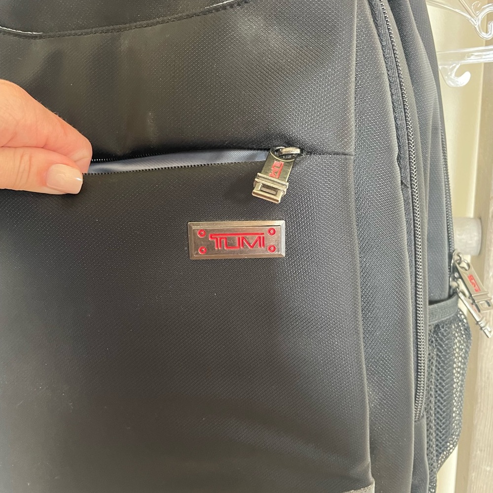 Tumi backpack - Picture 3 of 9